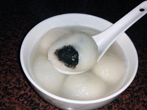 娱乐吃瓜酱芝麻汤圆,娱乐吃瓜酱的独特风味之旅